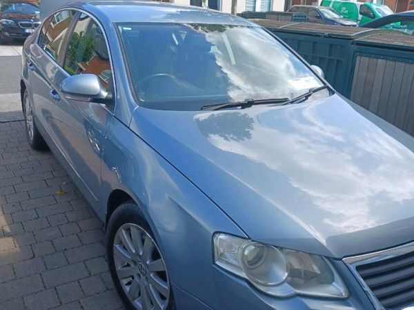 Volkswagen Passat Saloon, Diesel, 2009, Grey
