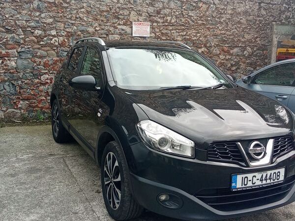 Nissan Qashqai Hatchback, Diesel, 2010, Black