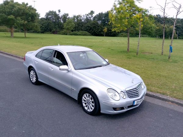 Mercedes-Benz E-Class Saloon, Petrol, 2008, Silver
