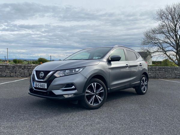 Nissan Qashqai Hatchback, Diesel, 2018, Grey