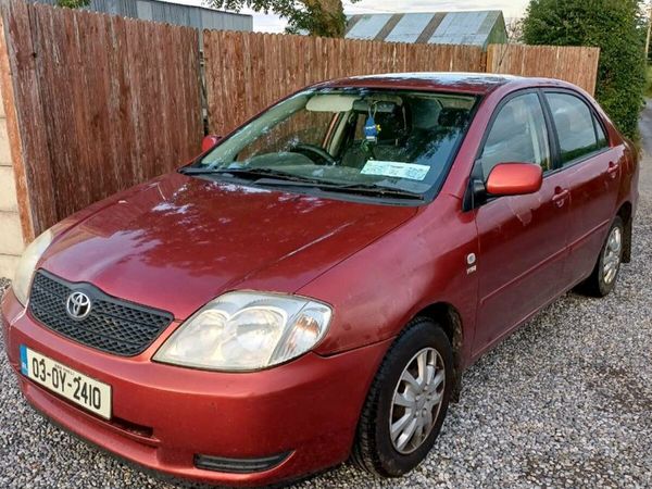 Toyota Corolla Saloon, Petrol, 2003, Red