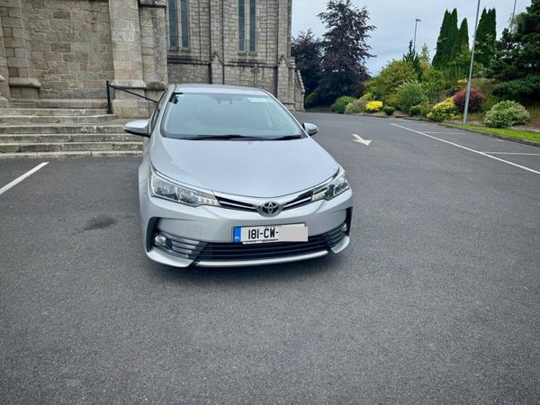 Toyota Corolla Saloon, Diesel, 2018, Grey