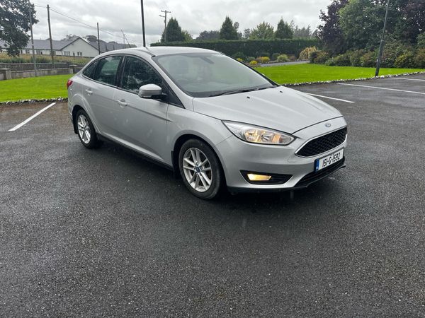 Ford Focus Saloon, Diesel, 2015, Silver