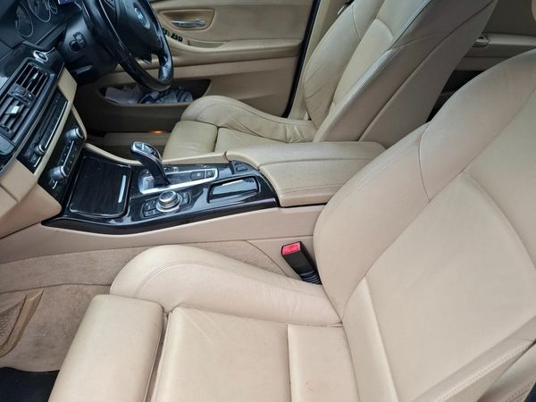 BMW 5-Series Saloon, Diesel, 2011, Grey