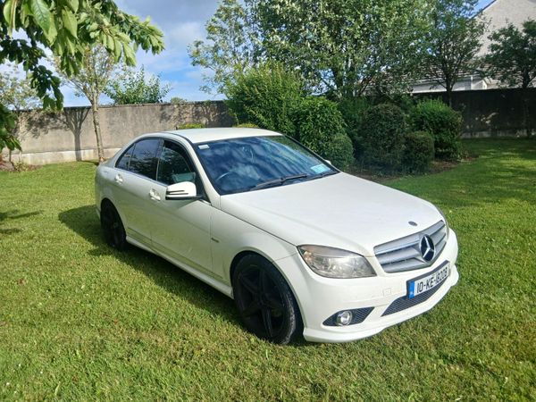 Mercedes-Benz C-Class Saloon, Diesel, 2010, White