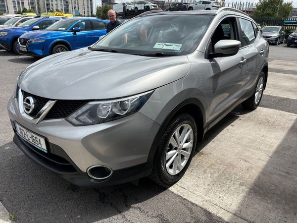 Nissan Qashqai Hatchback, Petrol, 2016, Grey