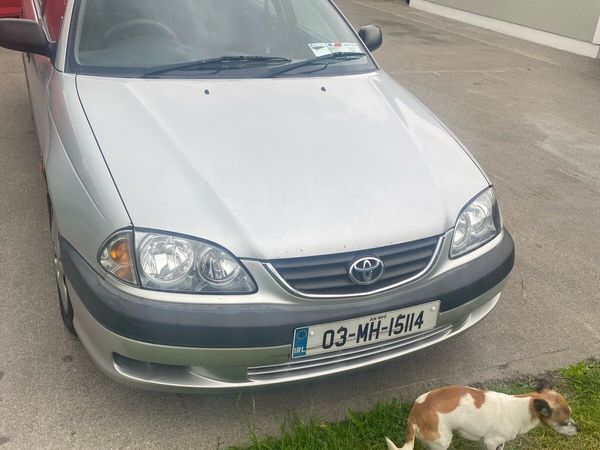 Toyota Avensis Hatchback, Diesel, 2003, Silver