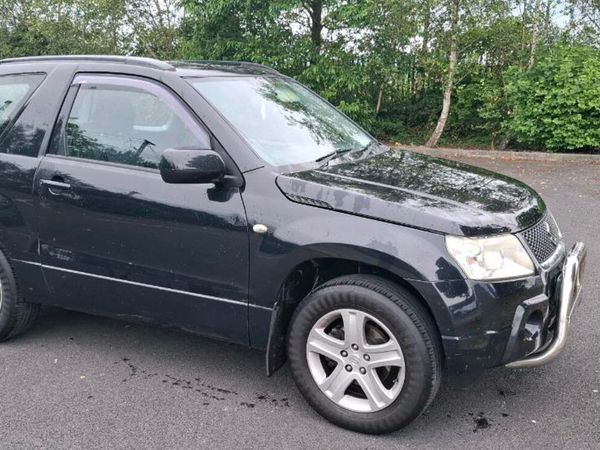 Suzuki Grand Vitara SUV, Petrol, 2008, Black