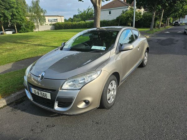Renault Megane Coupe, Diesel, 2010, Gold