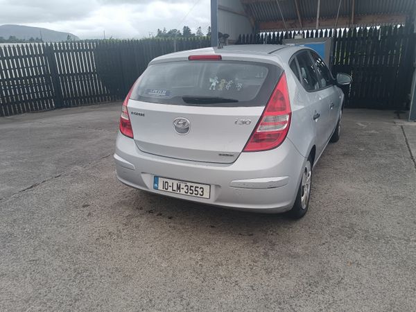 Hyundai i30 Hatchback, Diesel, 2010, Silver
