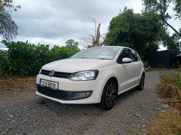 Volkswagen Polo Hatchback, Petrol, 2012, White