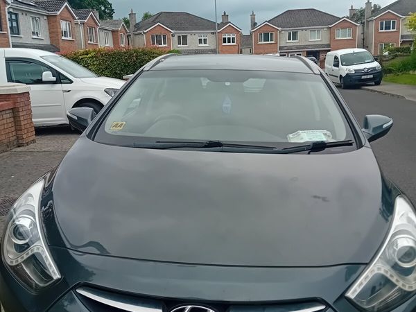Hyundai i40 Estate/Jeep, Diesel, 2012, Grey