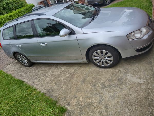 Volkswagen Passat Estate, Diesel, 2010, Silver