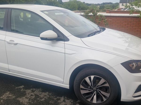Volkswagen Polo Hatchback, Petrol, 2021, White