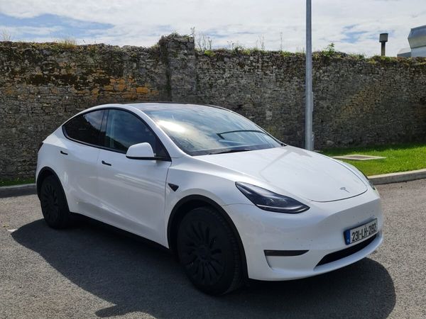 Tesla Model Y Hatchback, Electric, 2023, White