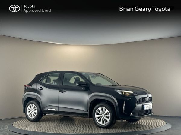Toyota Yaris Cross Hatchback, Petrol Hybrid, 2024, Black