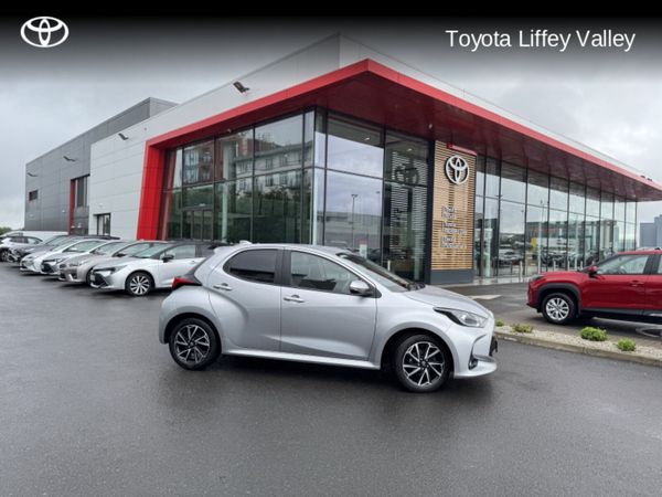Toyota Yaris Hatchback, Petrol, 2022, Silver