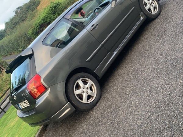 Toyota Corolla Hatchback, Diesel, 2006, Grey