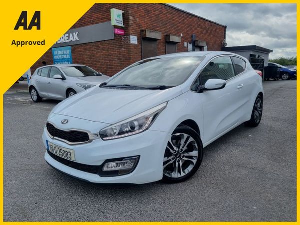 Kia Ceed Hatchback, Diesel, 2015, White