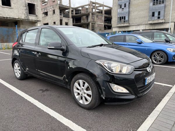 Hyundai i20 Hatchback, Petrol, 2013, Black