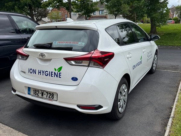 Toyota Auris Van, Diesel, 2018, White