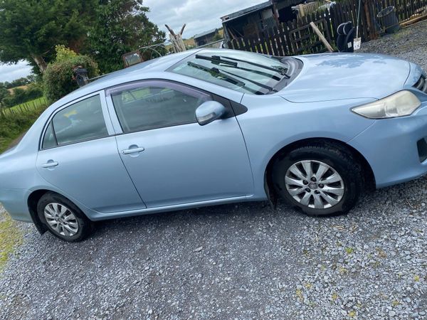 Toyota Corolla Saloon, Diesel, 2011, Blue