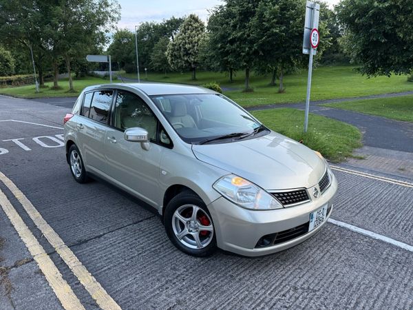 Nissan Pulsar Hatchback, Petrol, 2005, Silver