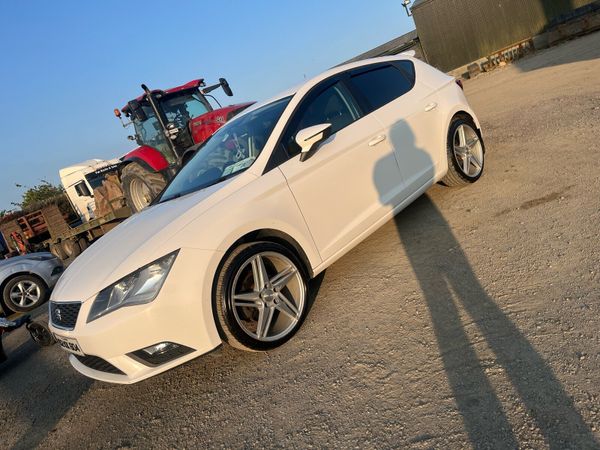 SEAT Leon Estate, Diesel, 2015, White