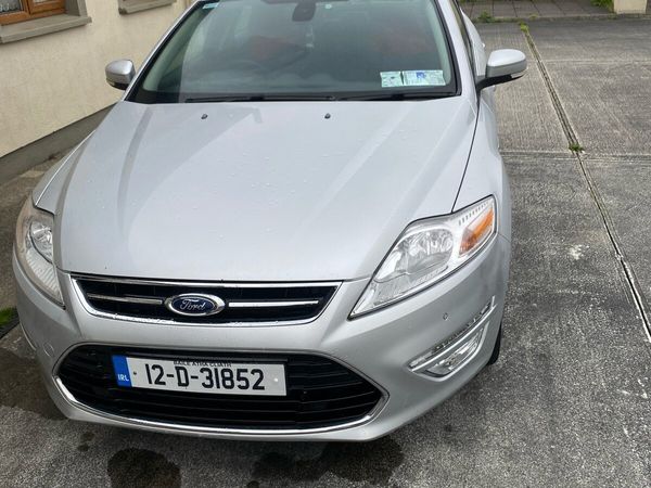 Ford Mondeo Hatchback, Diesel, 2012, Silver