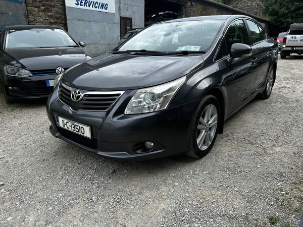 Toyota Avensis Saloon, Diesel, 2011, Grey
