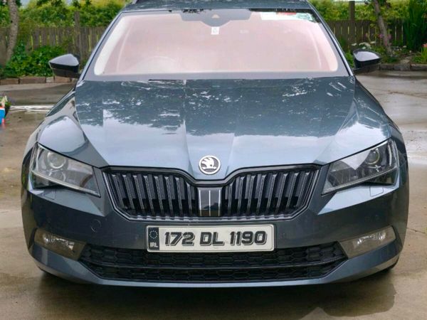 Skoda Superb Estate, Diesel, 2017, Grey