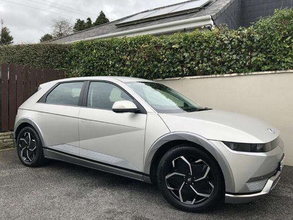 Hyundai IONIQ Estate, Electric, 2023, Gold