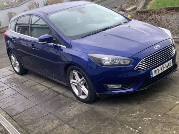 Ford Focus Hatchback, Petrol, 2016, Blue