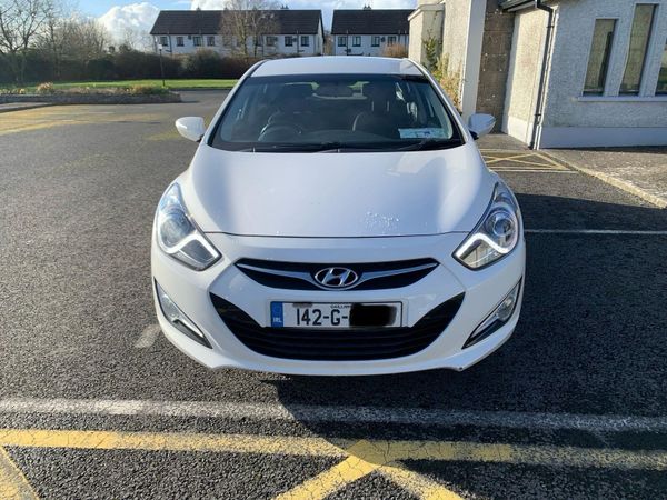 Hyundai i40 Saloon, Diesel, 2014, White