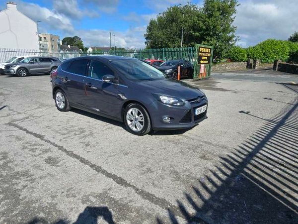 Ford Focus Hatchback, Diesel, 2014, Grey
