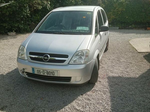 Opel Meriva MPV, Petrol, 2005, Silver