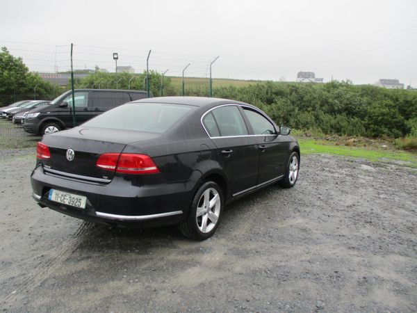 Volkswagen Passat Saloon, Diesel, 2011, Black