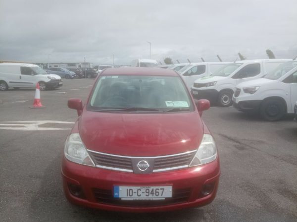 Nissan Tiida Saloon, Diesel, 2010, Red