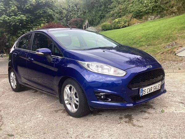 Ford Fiesta Hatchback, Petrol, 2014, Blue