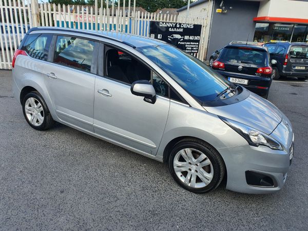Peugeot 5008 MPV, Diesel, 2014, Silver