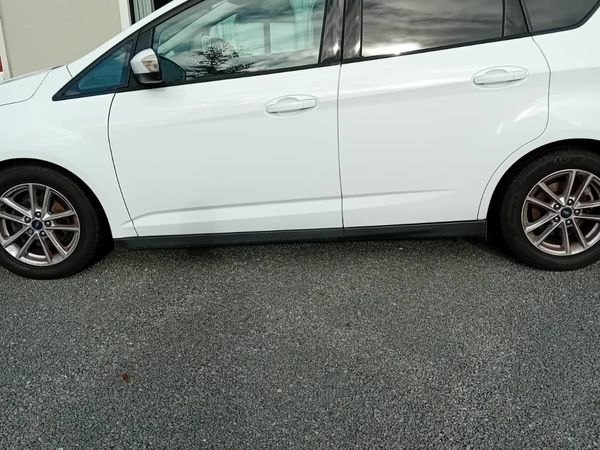 Ford C-Max MPV, Petrol, 2015, White