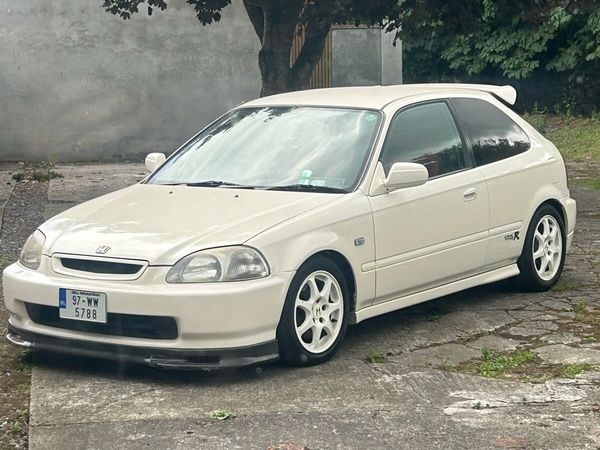 Honda Civic Hatchback, Petrol, 1997, White