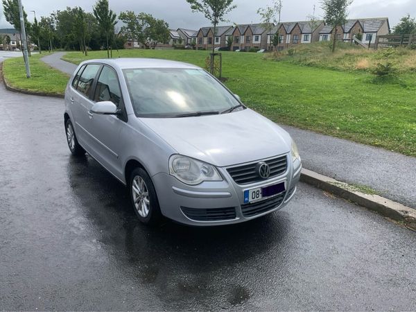 Volkswagen Polo Hatchback, Petrol, 2008, Silver