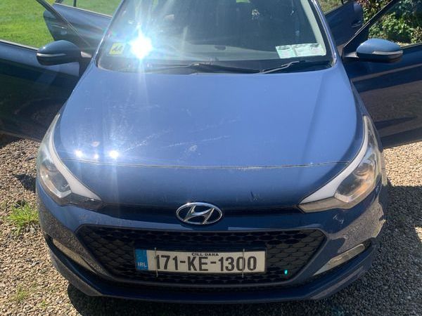 Hyundai i20 Hatchback, Petrol, 2017, Blue