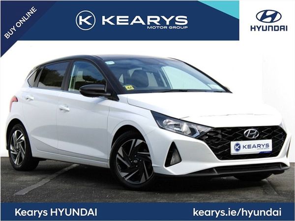 Hyundai i20 Hatchback, Petrol, 2021, White