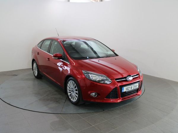 Ford Focus Saloon, Diesel, 2014, Red