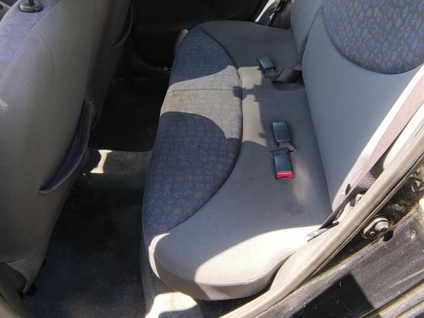 Toyota Yaris Hatchback, Petrol, 2003, Black