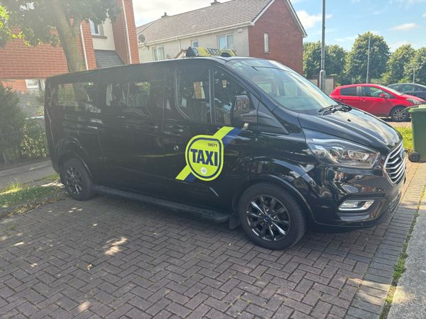 Ford Tourneo MPV, Diesel, 2020, Black