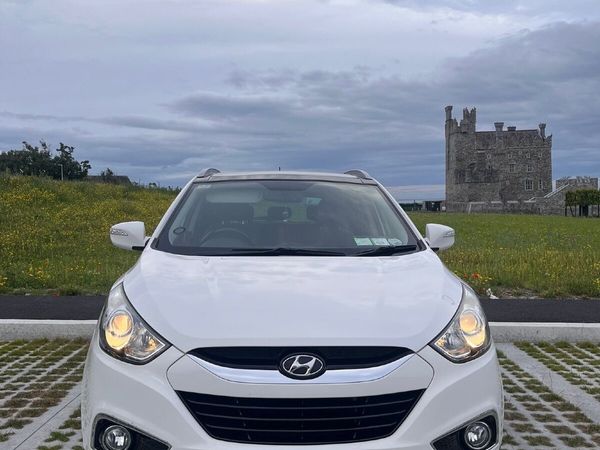 Hyundai ix35 SUV, Diesel, 2013, White