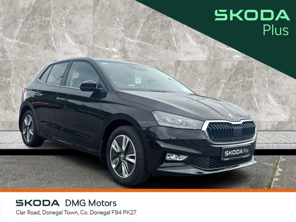 Skoda Fabia Hatchback, Petrol, 2023, Black